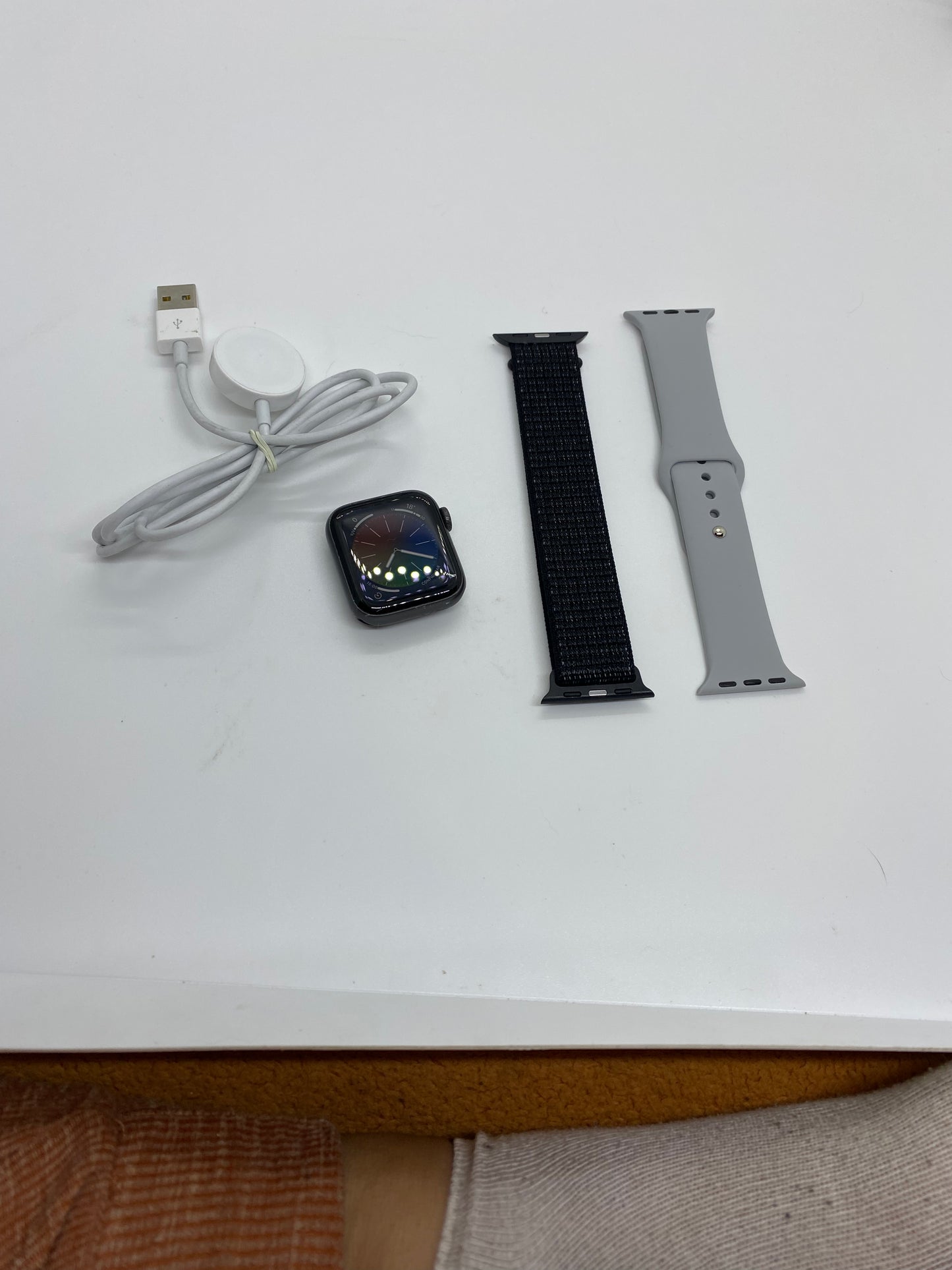 Apple Watch Series 5 40MM Aluminium & Ceramic Case ION-X Glass GPS LTE WR-50M